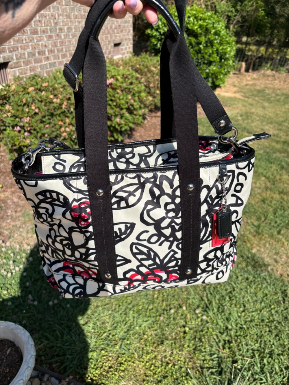 Coach Poppy Daisy Floral Graffiti Tote/Crossbody EUC